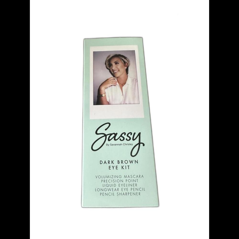Sassy by Savannah Chrisley Dark Brown Eye Kit